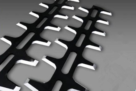 綠籬機(jī)刀片選擇過程，銀達(dá)科普！